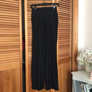 Black Nike Bootcut Leggings